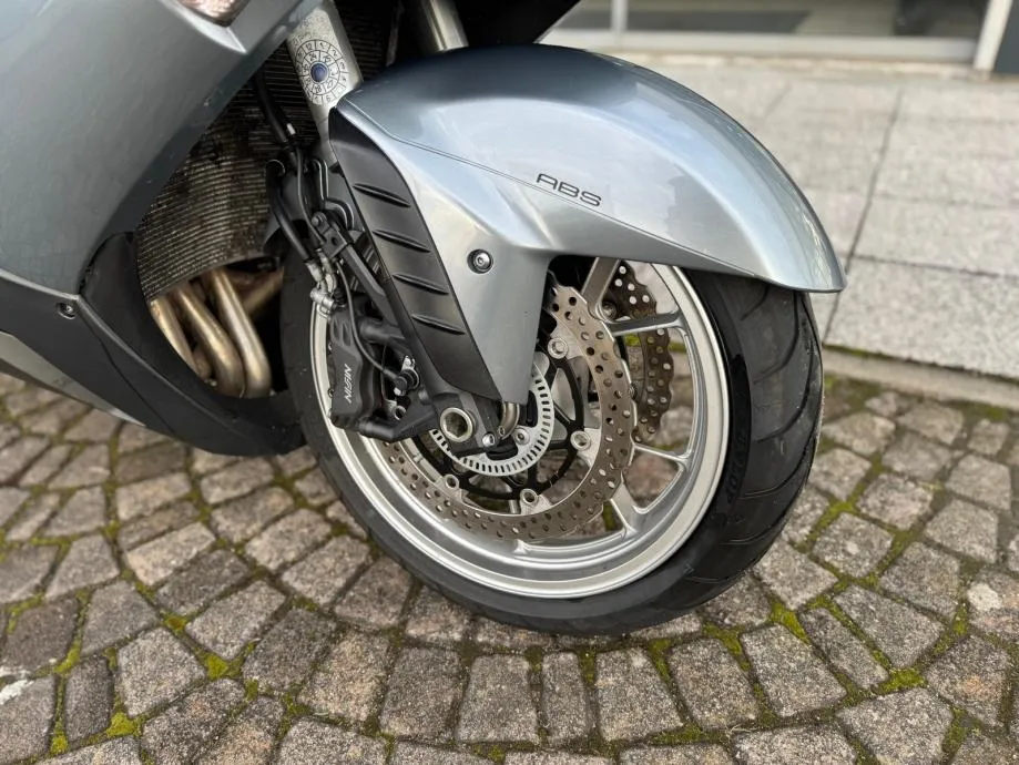 kawasaki gtr 1400 abs, 2009 god. - slika 14