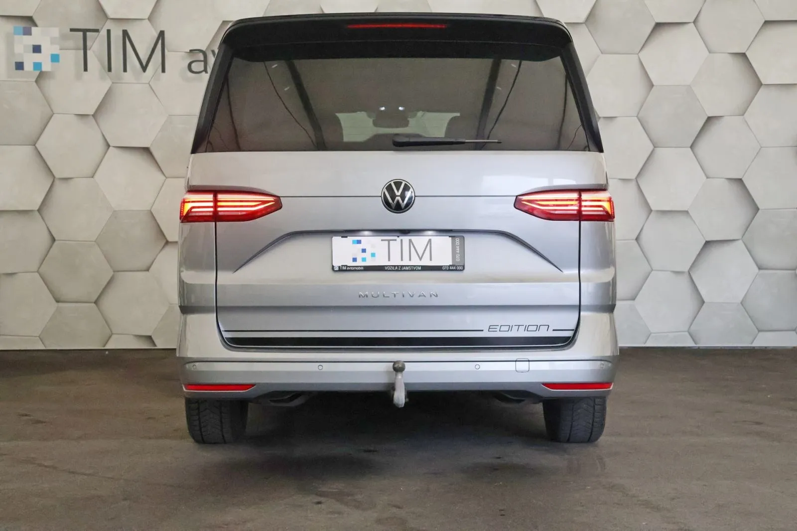 vw multivan t7 l2 2.0tdi edition iq matrix cockpit vučna kuka - slika 6