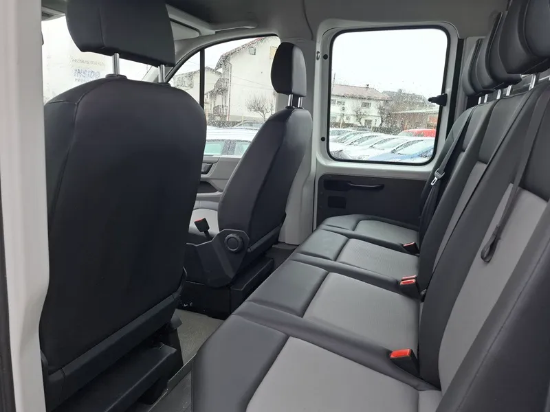 volkswagen crafter 2.0 tdi*140ks*dupla kabina 5+1*klima*kuka za vuču* - slika 10
