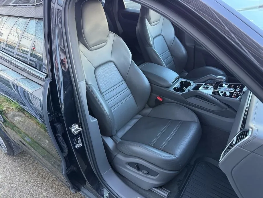 porsche cayenne coupe 3.0 sport °chrono°matrix°kamera 360°u pdv-u° - slika 8