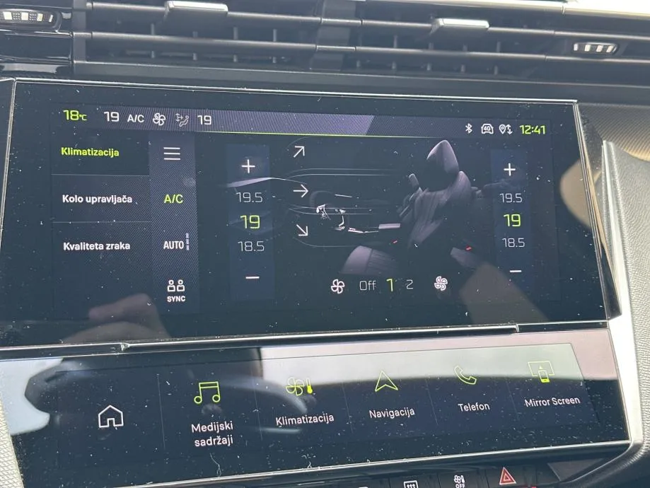 peugeot 308 1,2 130 ks * gt line * jamstvo 24 mj. * rezerviran - slika 19
