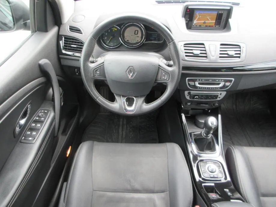 renault megane classic 1,6 dci 131 ks;bose;xenon;koža;kamera;pdc;temp - slika 10