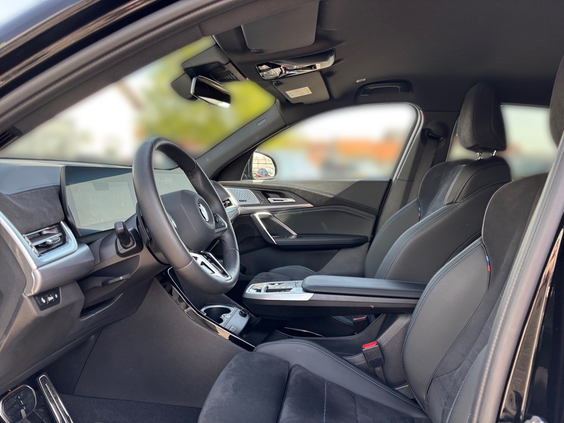 bmw x2 sdrive18d m sport - slika 7