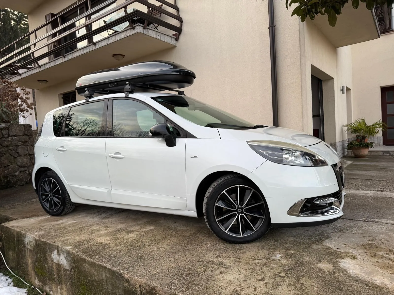 renault scenic 1.6 dci bose - slika 6