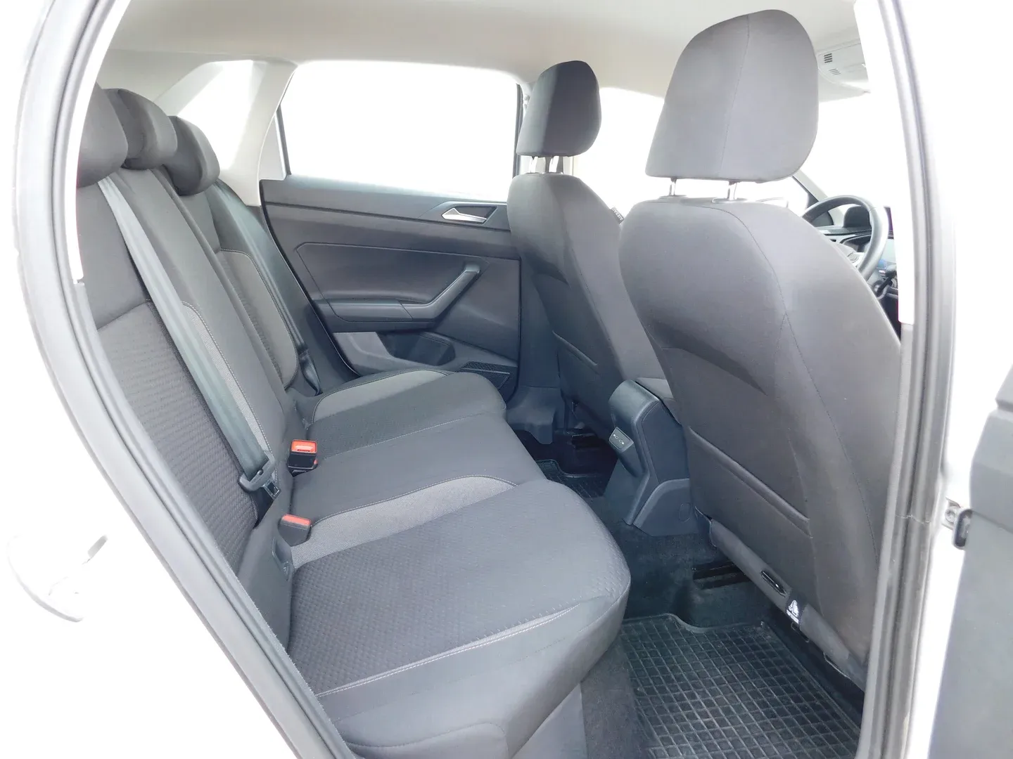 10799 volkswagen polo 1.0 tsi life - slika 13