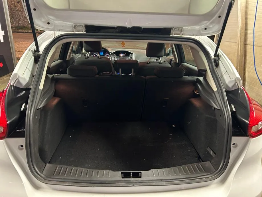 ford focus 1,0 - slika 8