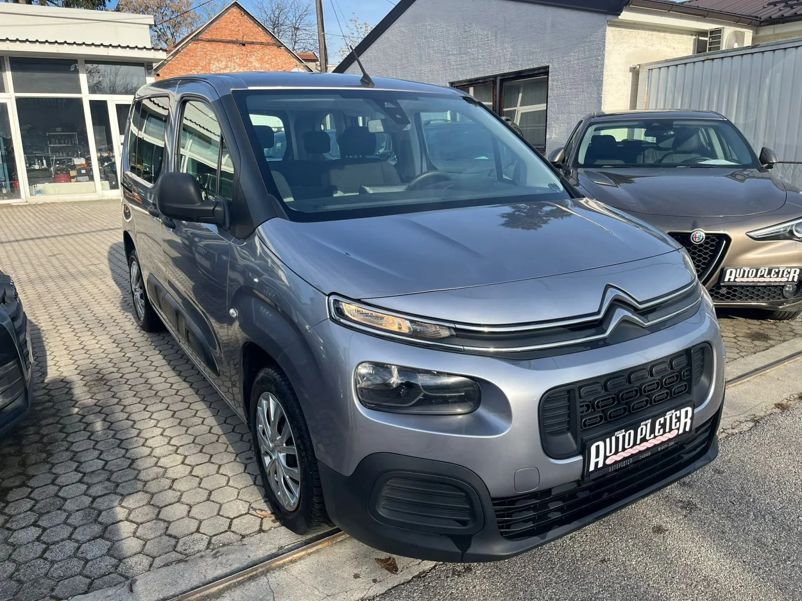citroën berlingo 1,2 multispace s&s live m, mf ekran, 4x garancije! - slika 10