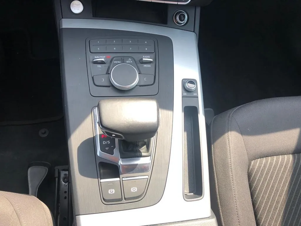 audi q5 2,0 tdi s-tronic, quattro, navi, 4x garancija ! - slika 19